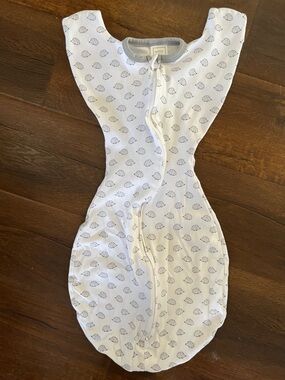 Swaddle Designs White and Gray Hedgehog Transitional Swaddle Sack - Medium